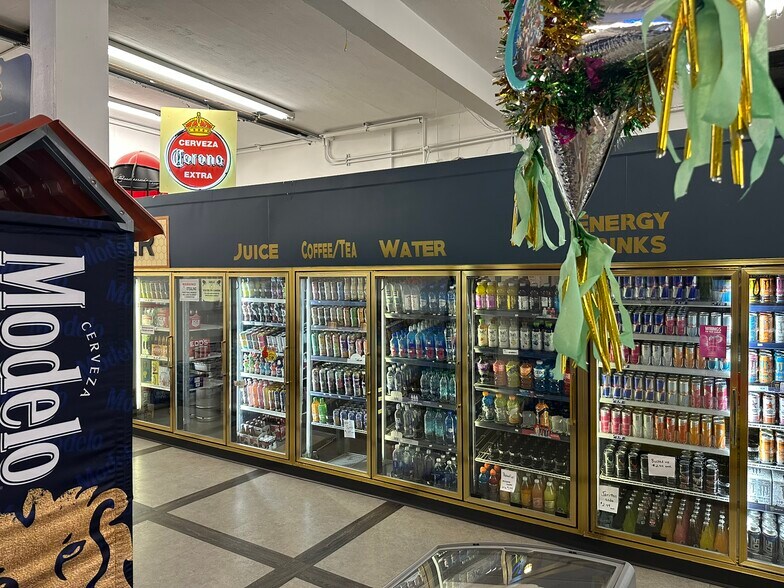 More Photos Of 10 S Main St, Fillmore Restaurant For Sale