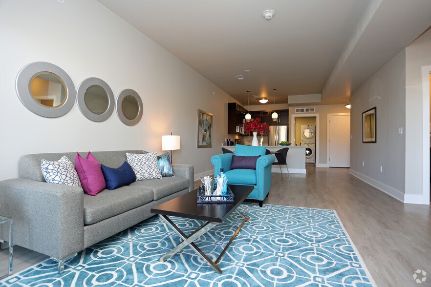 More Photos Of 4175 N Oakland Ave, Shorewood Multifamily For Sale