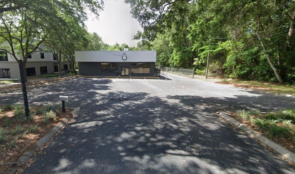 More Photos Of 3707 Apalachee Pky, Tallahassee Freestanding For Lease