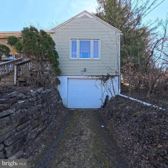 More Photos Of 357 Route 61 S, Schuylkill Haven Specialty For Sale