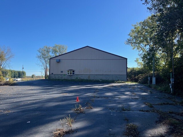 More Photos Of 2249 Otto Rd, Charlotte Industrial For Sale