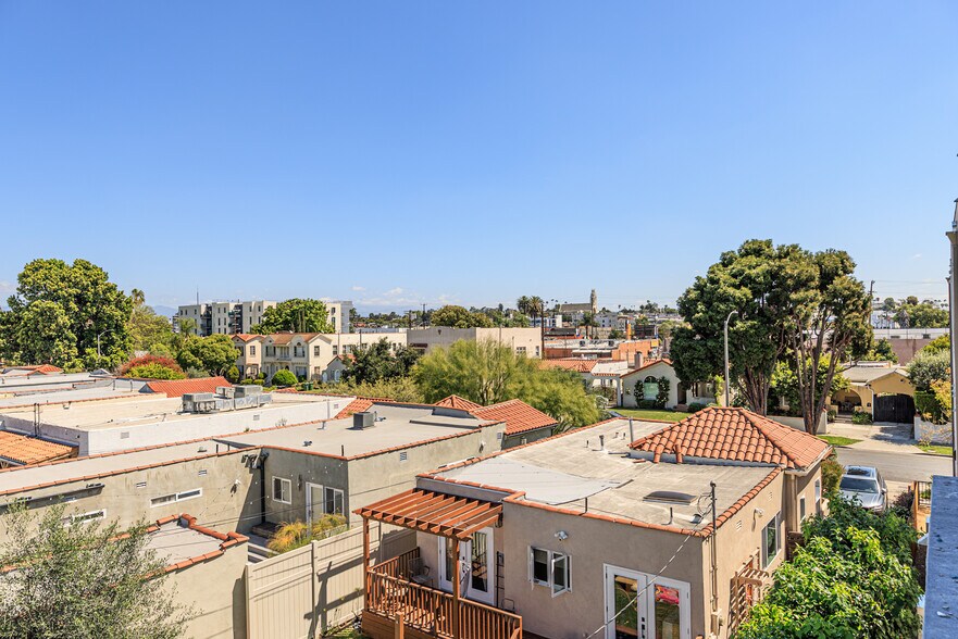 More Photos Of 2847 S Victoria Ave, Los Angeles Multifamily For Sale