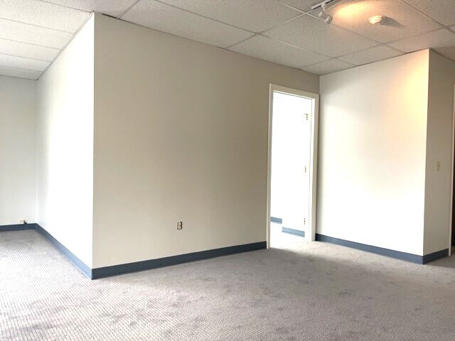 More Photos Of 1215 Reservoir Ave, Cranston Office For Lease