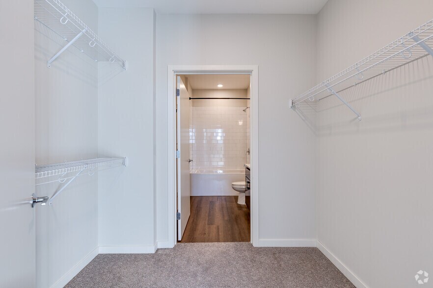 More Photos Of 2301 NE California St, Minneapolis Apartments For Lease