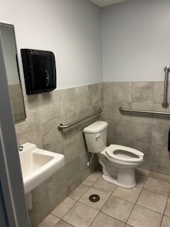 More Photos Of 1001 W 27th St, Norfolk Warehouse For Lease