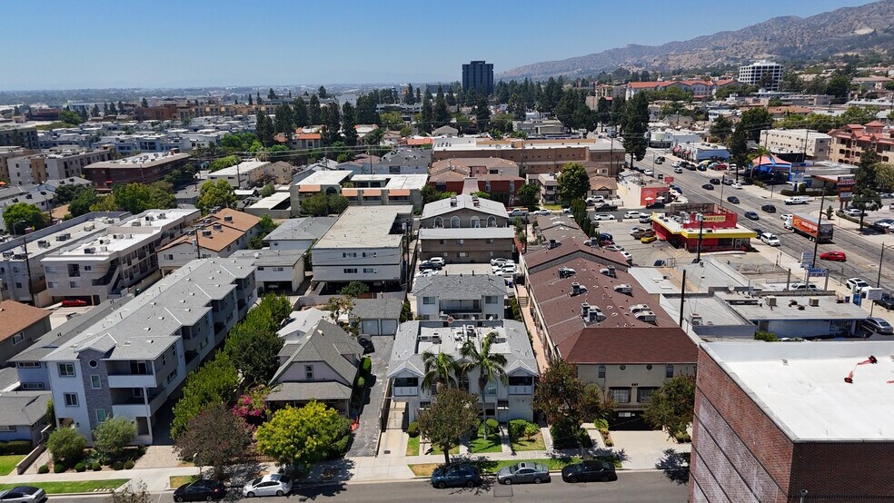 More Photos Of 335-337 E Providencia Ave, Burbank Apartments For Sale