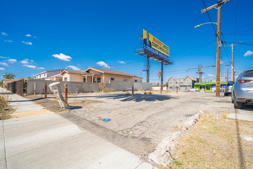 More Photos Of 1021-1026 W Century Blvd, Los Angeles Storefront Retail Residential For Sale