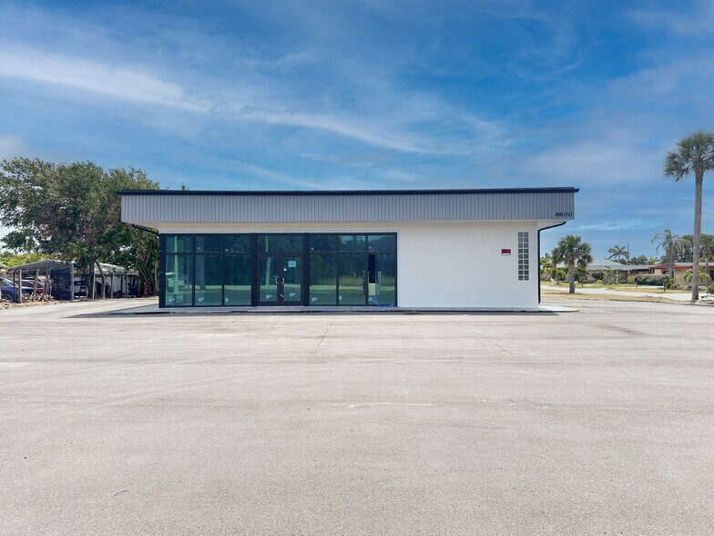 More Photos Of 6600 N Atlantic Ave, Cape Canaveral Freestanding For Sale