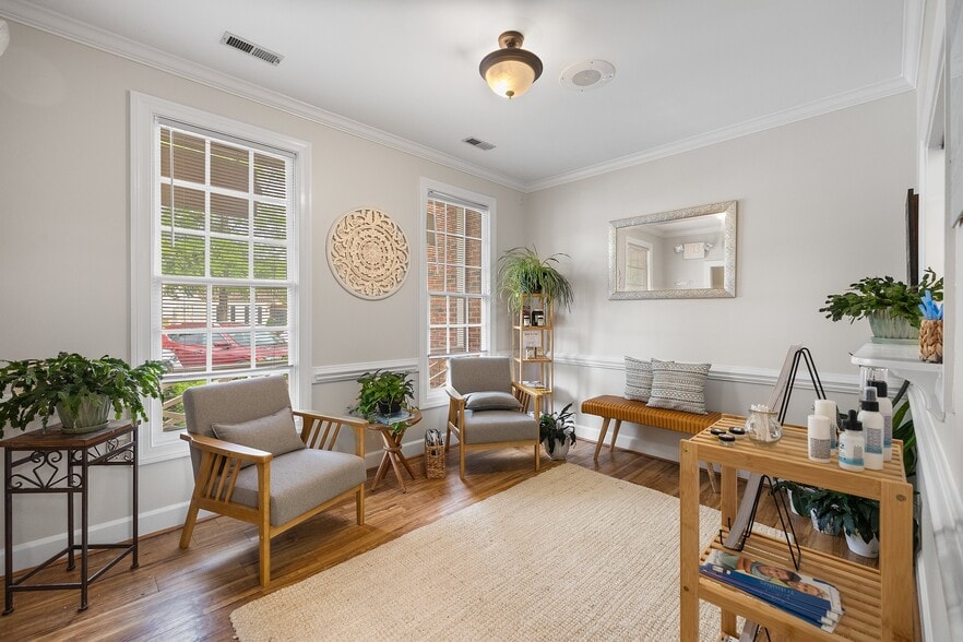 More Photos Of 833 Durham Rd, Wake Forest Medical For Lease
