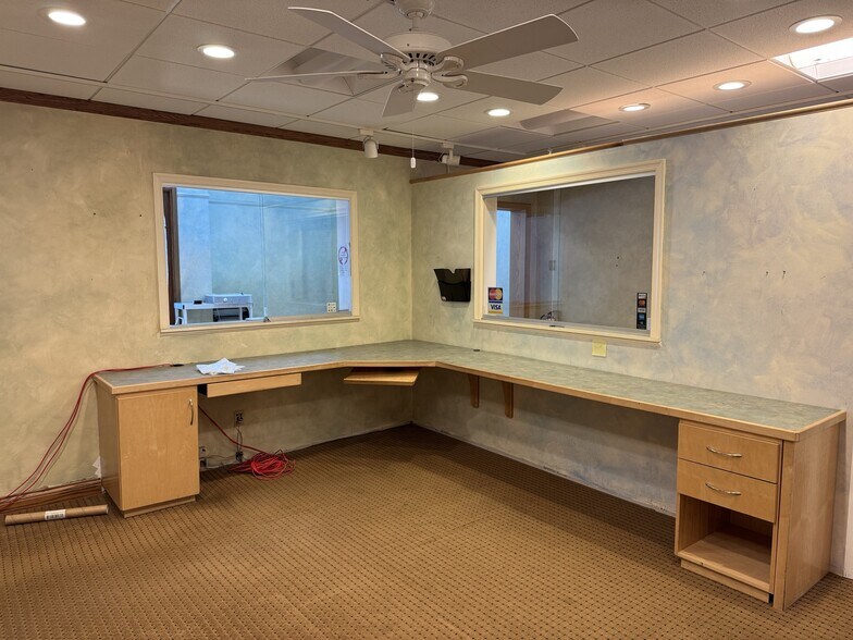 More Photos Of 160 Sagamore Pky W, West Lafayette Office For Lease