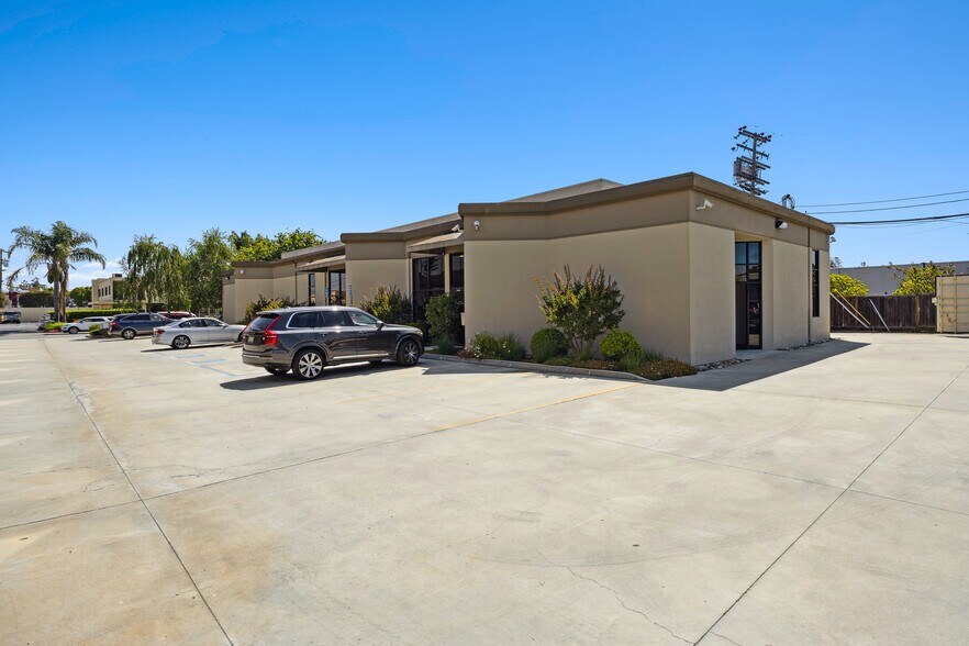 More Photos Of 550 Price Ave, Redwood City Office For Sale