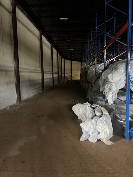 More Photos Of 812 N Beck St, Sebewaing Warehouse For Sale