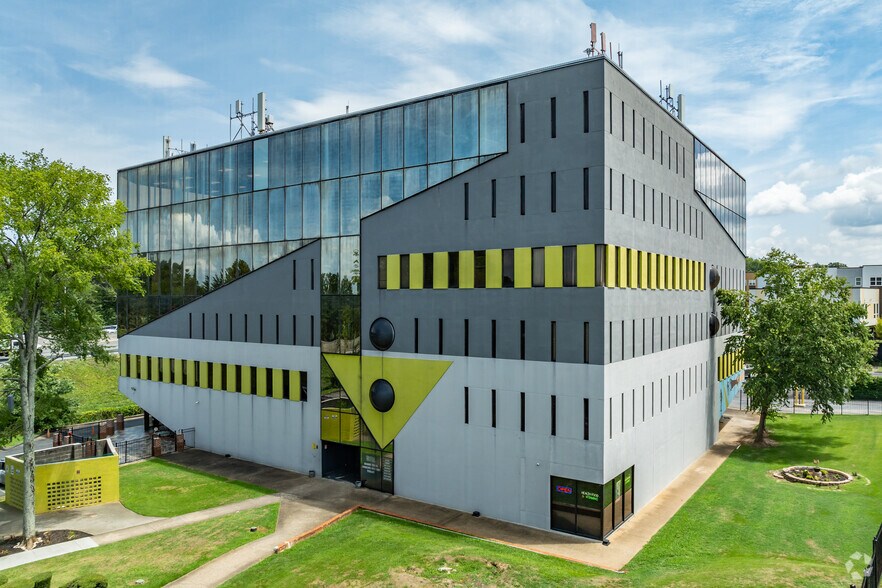 More Photos Of 2001 Martin Luther King Jr Dr, Atlanta Loft Creative Space For Sale