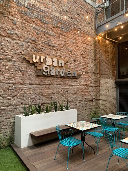 More Photos Of 45 W Bay St, Jacksonville Loft Creative Space For Lease