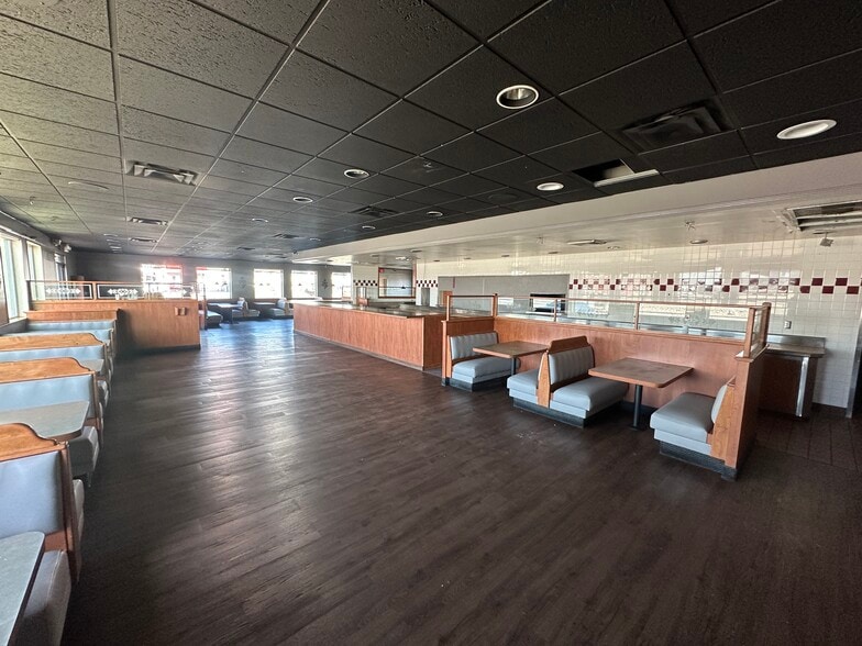 More Photos Of 705 S 500 E, American Fork Restaurant For Lease