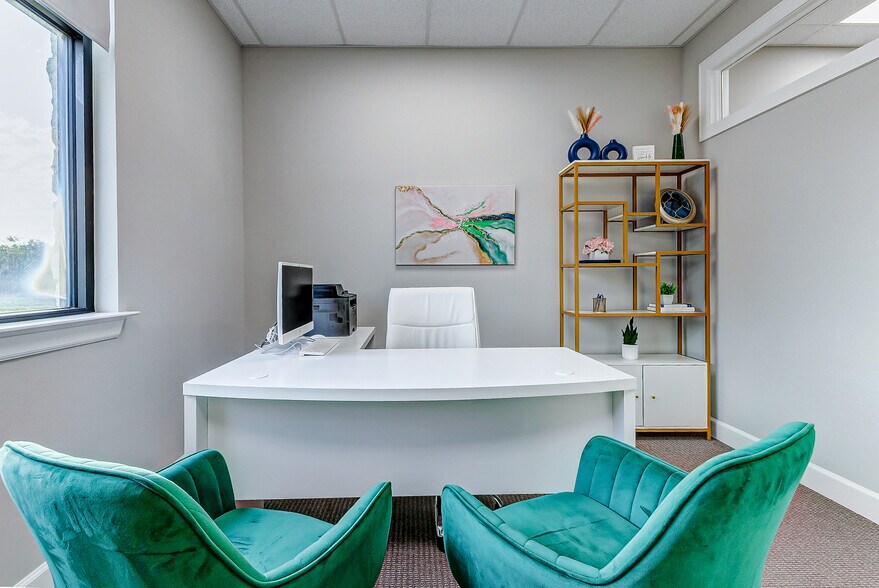 More Photos Of 26717 Westheimer Pky, Katy Medical For Sale