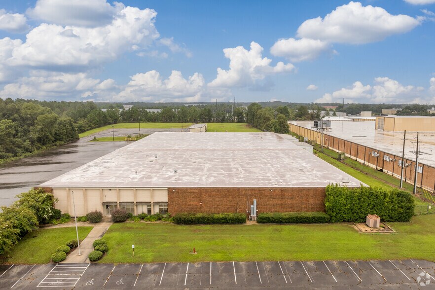 330 Southwell Blvd