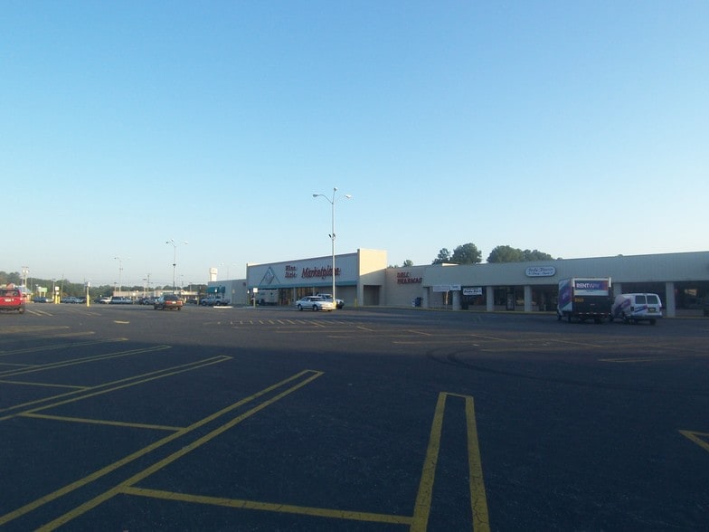 More Photos Of 103 Talmadge Dr, Moultrie Freestanding For Sale