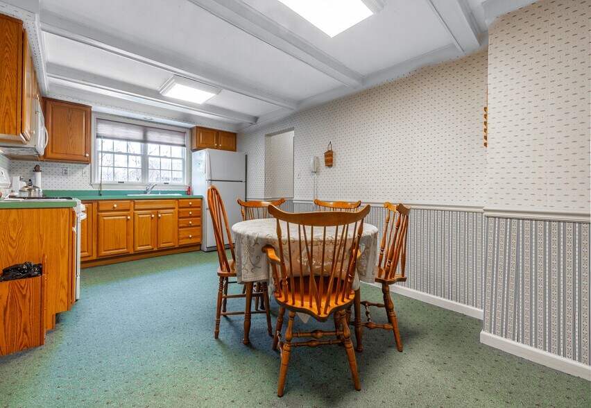 More Photos Of 90 Peters Ln, Blackwood Specialty For Sale