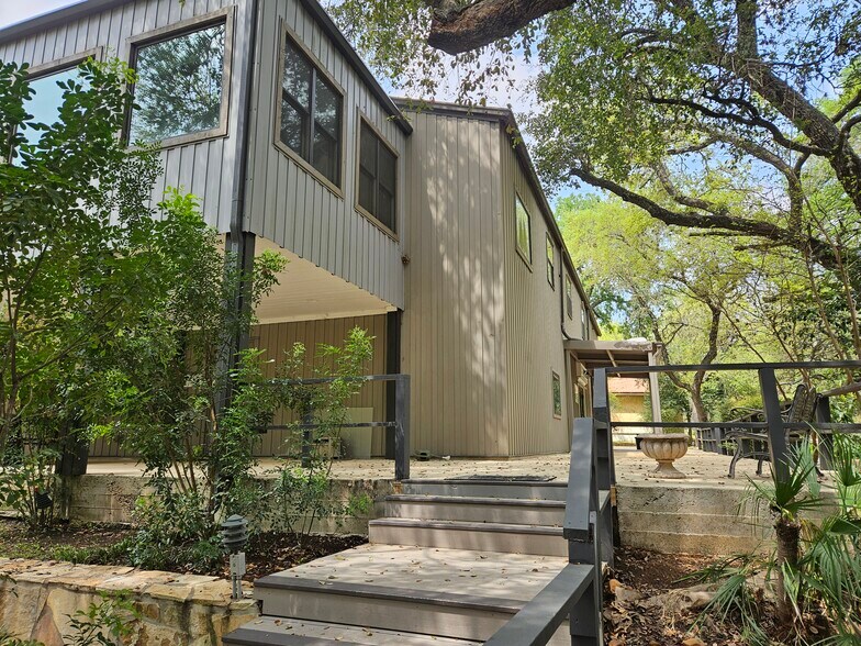 More Photos Of 13405-13411 George Rd, San Antonio Medical For Lease