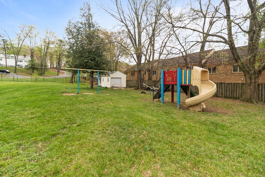 More Photos Of 5001 Backlick Rd, Annandale Religious Facility For Sale