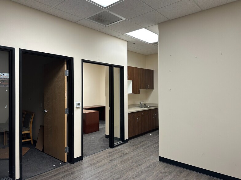 More Photos Of 3673 S Bullard Ave, Goodyear Warehouse For Lease