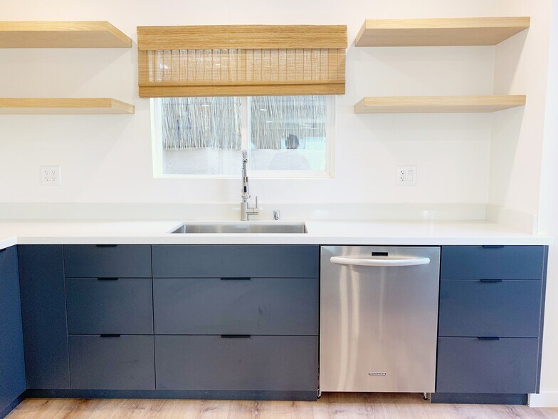 More Photos Of 11835 Gale Ave, Hawthorne Multifamily For Sale