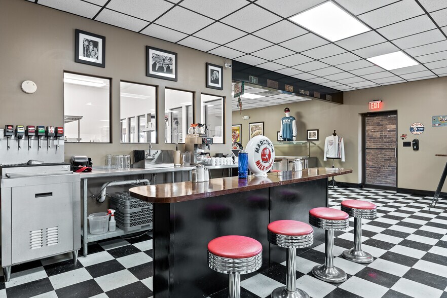 More Photos Of 8855 Dayton Pike, Soddy Daisy Restaurant For Lease