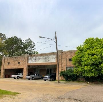 More Photos Of 1400 Main St, Baton Rouge Distribution For Sale