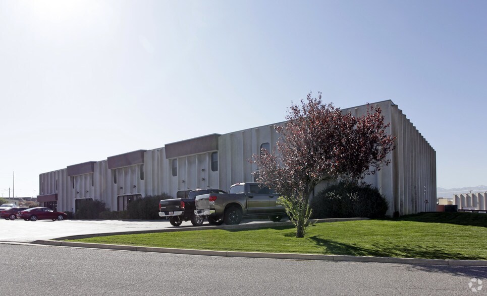 Primary Photo Of 657-675 W 7250 S, Midvale Warehouse For Lease