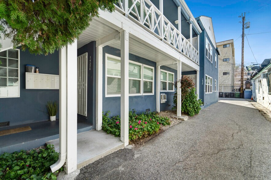 More Photos Of 14524-14530 Dickens St, Sherman Oaks Apartments For Sale