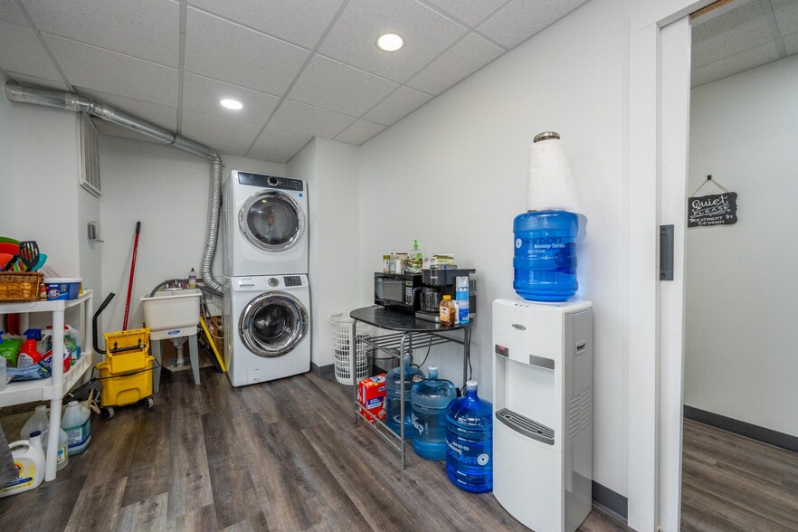 More Photos Of 3830-3824-M-139 Saint Joseph, MI 49085, Saint Joseph Medical For Sale