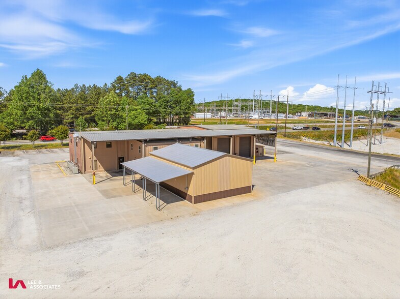 More Photos Of 1364 Candler Rd, Gainesville Truck Terminal For Lease