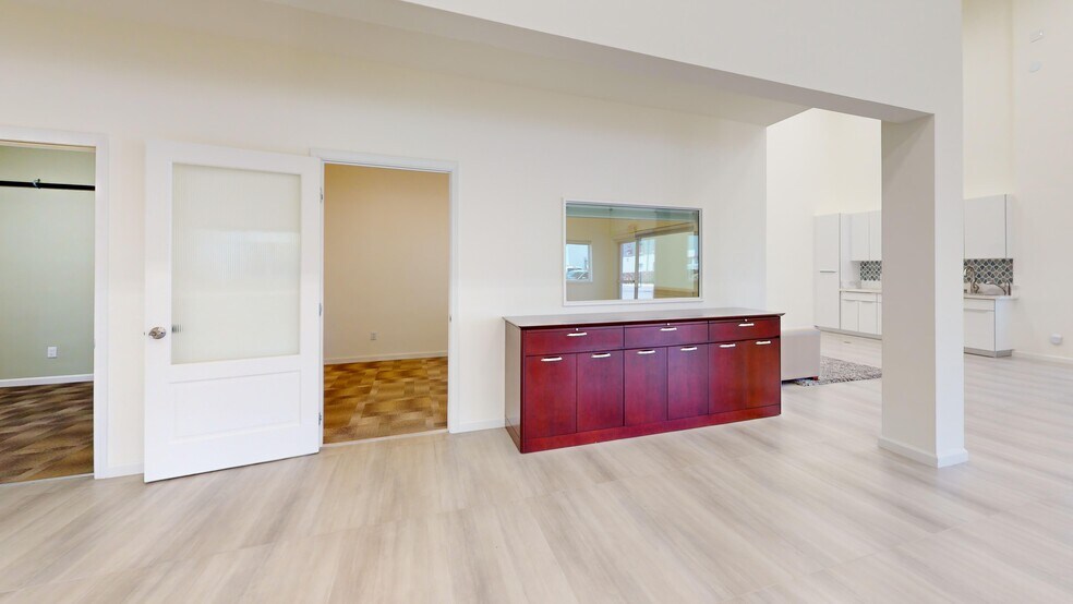 More Photos Of 524 Mokauea St, Honolulu Warehouse For Lease