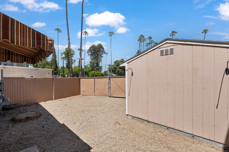 More Photos Of 24 S 3rd St, Patterson Flex For Sale