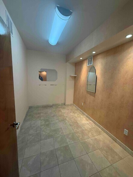 More Photos Of 427 Front St, Catasauqua Storefront Retail Residential For Lease