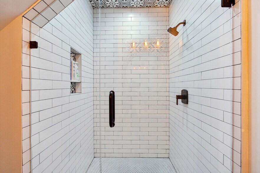 More Photos Of 560 Morgan St NE, Atlanta Apartments For Sale