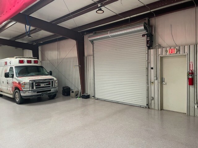 More Photos Of 4525 Schillinger Rd N, Semmes Service For Lease