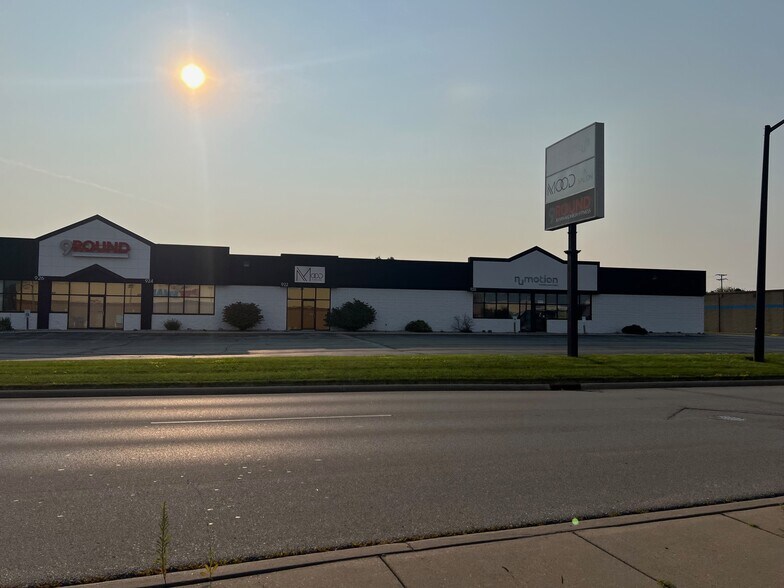 Primary Photo Of 920 N Westhill Blvd, Appleton Freestanding For Lease