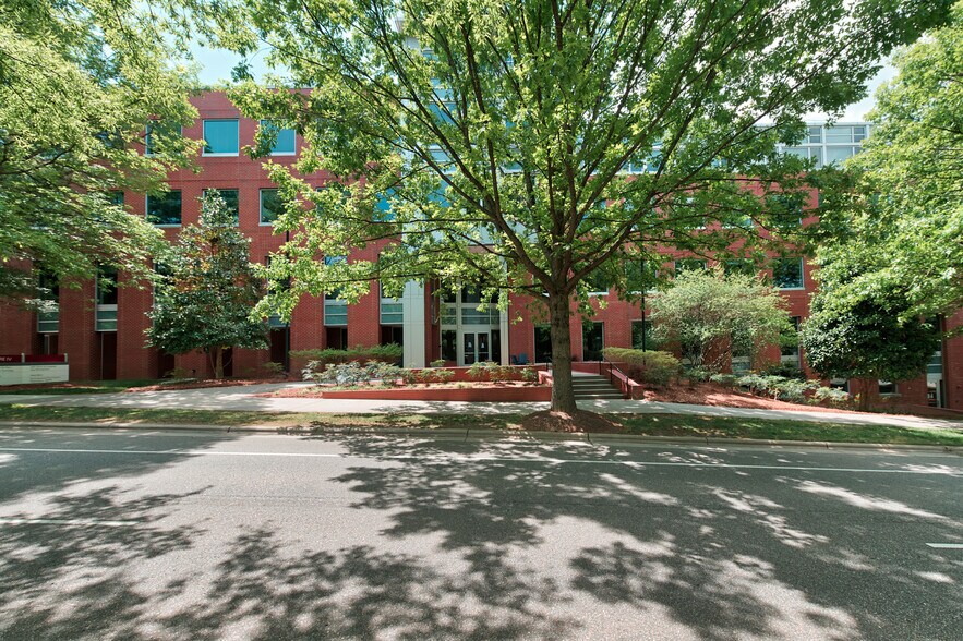 More Photos Of 1730 Varsity Dr, Raleigh Office For Lease