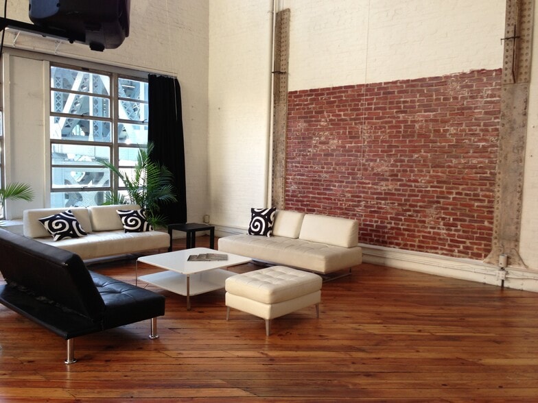 More Photos Of 230 N 2nd St, Philadelphia Loft Creative Space For Sale