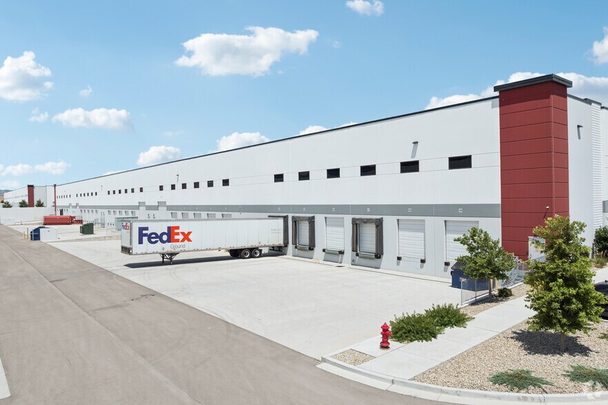 More Photos Of 11400 S Mountain View Cor, South Jordan Distribution For Lease