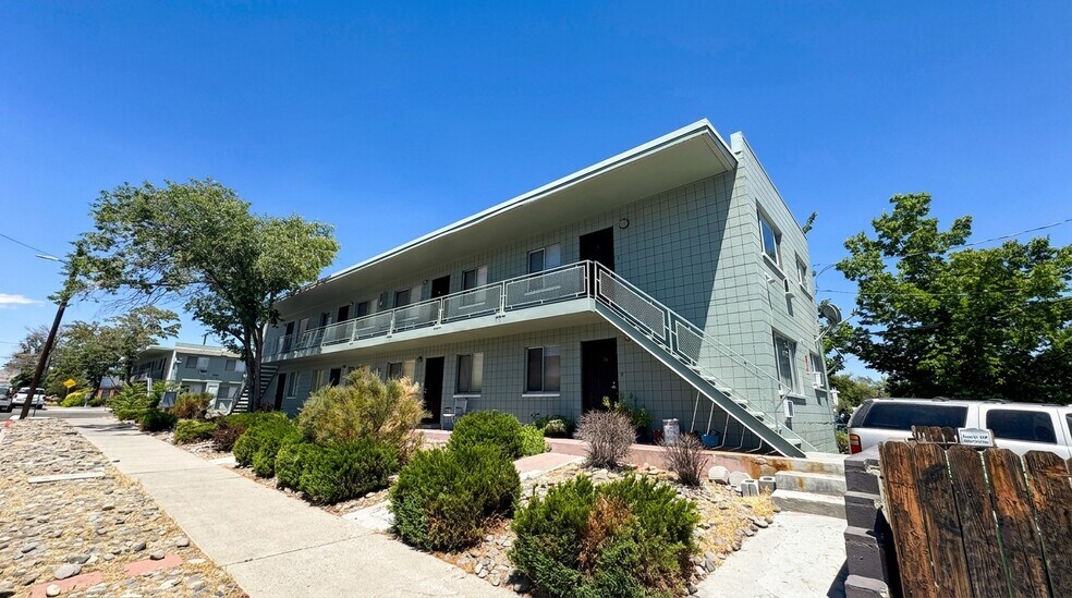 More Photos Of 900 Willow St, Reno Apartments For Sale