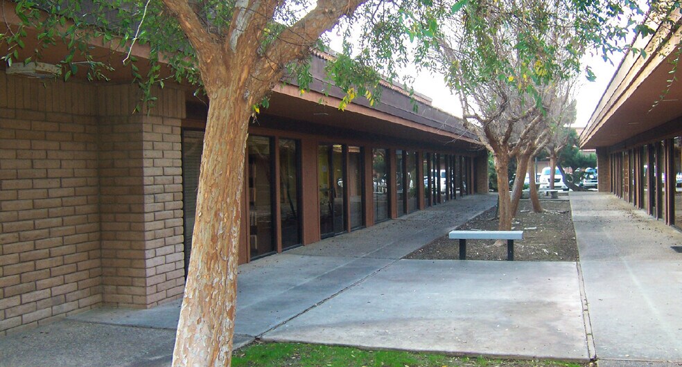 More Photos Of 6700 N 1st St, Fresno Office For Lease