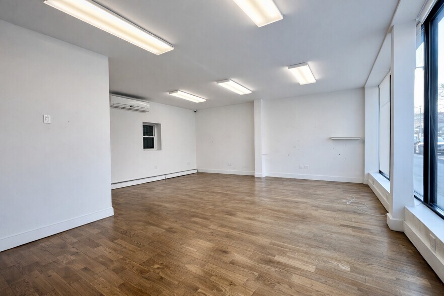 More Photos Of 148 Tompkins Ave, Brooklyn Storefront Retail Residential For Lease