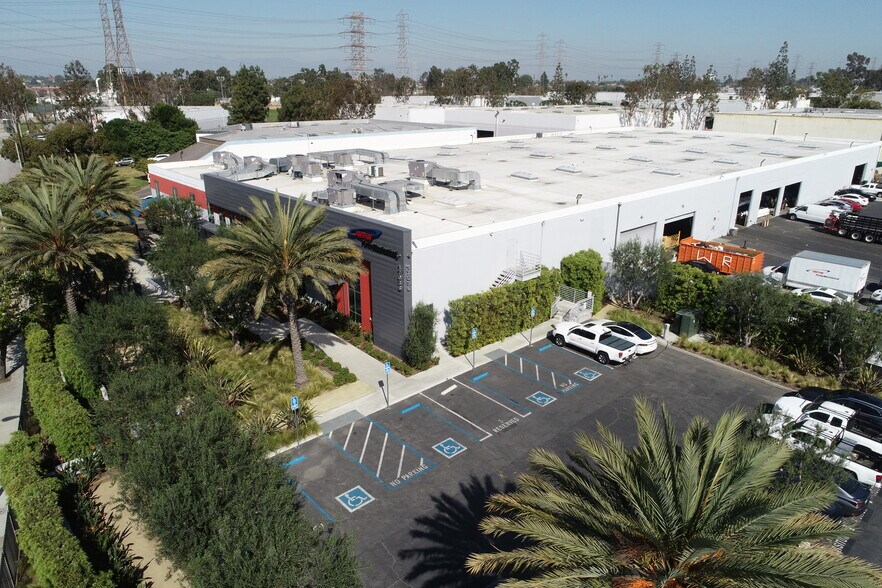 More Photos Of 17036 Avalon Blvd, Carson Manufacturing For Sale