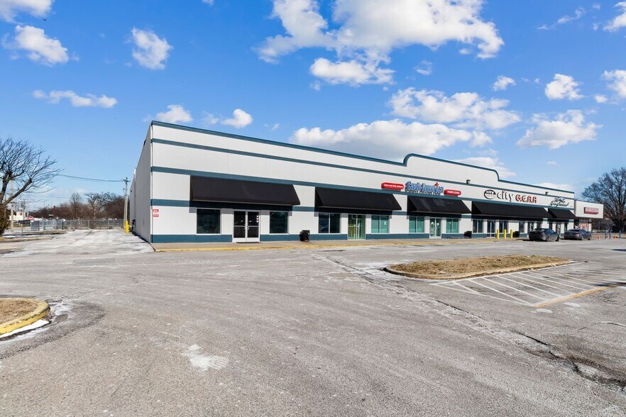 More Photos Of 1211 W Broadway St, Louisville Unknown For Lease