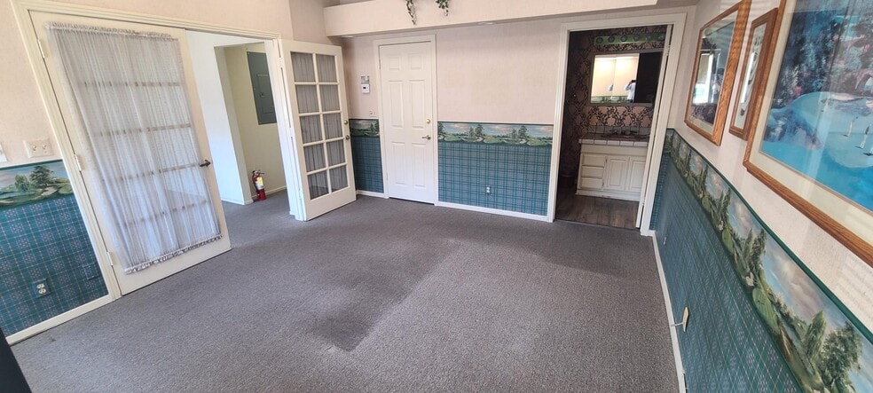 More Photos Of 10722 Arrow Route, Rancho Cucamonga Showroom For Lease