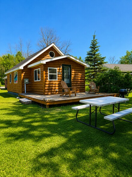 More Photos Of W17461 Norton Rd, Gould City Hotel For Sale
