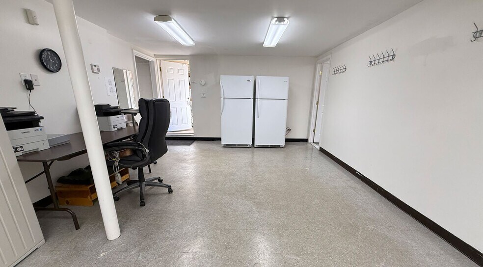 More Photos Of 12323 Bluhill Rd, Silver Spring Religious Facility For Sale